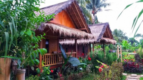 Ariel Bungalow Tetebatu